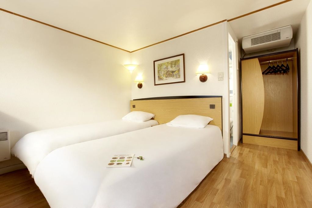 Kyriad Tarbes Bastillac Номер фото